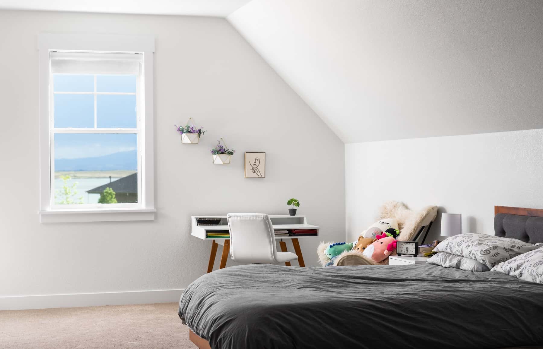 Bedroom of this 3-Bedroom,2580 Sq Ft Plan -161-1185