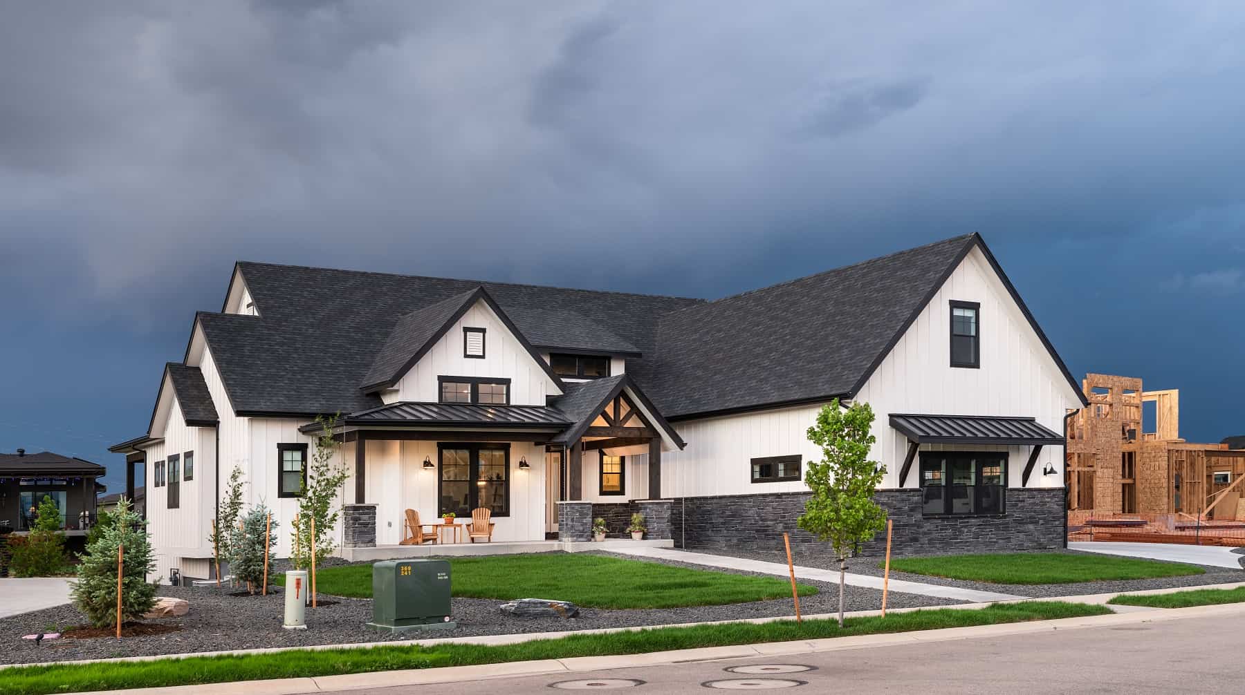 Left Side View of this 3-Bedroom,2580 Sq Ft Plan -161-1185