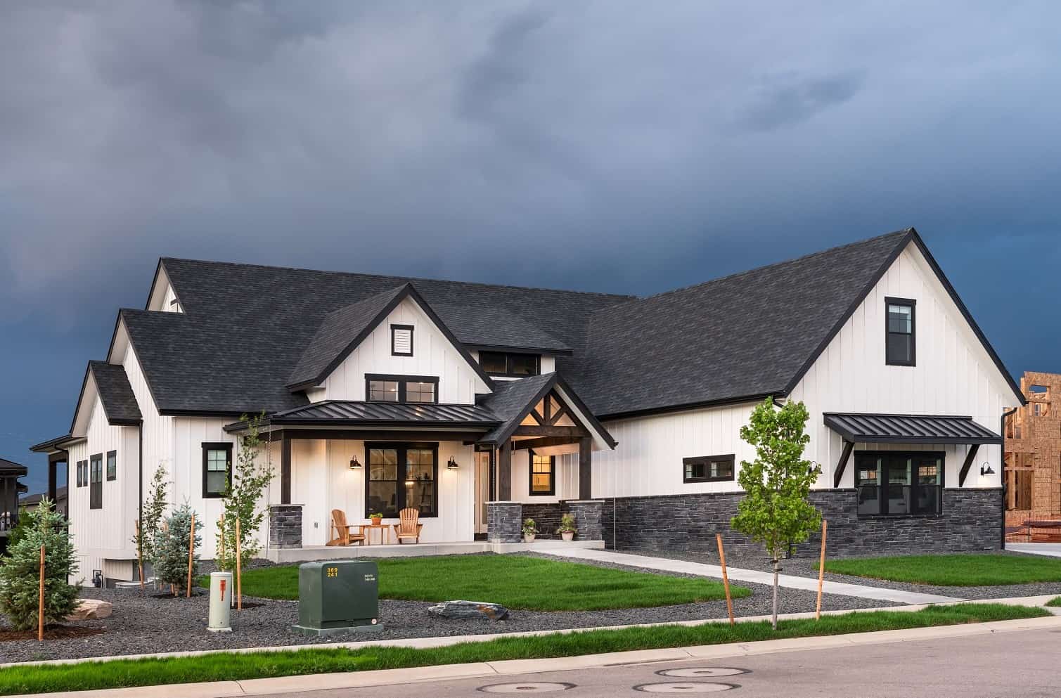 Left Side View of this 3-Bedroom,2580 Sq Ft Plan -161-1185