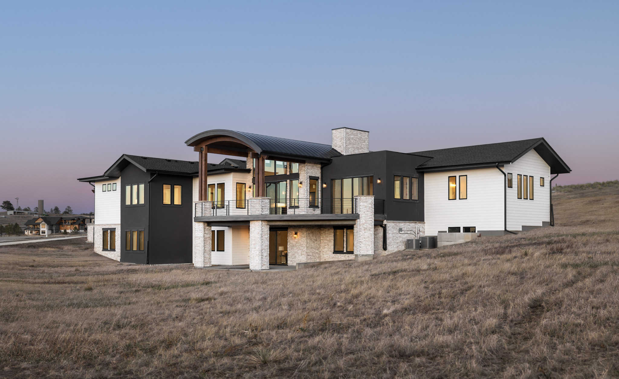 Right Side View of this 3-Bedroom,2888 Sq Ft Plan -161-1192