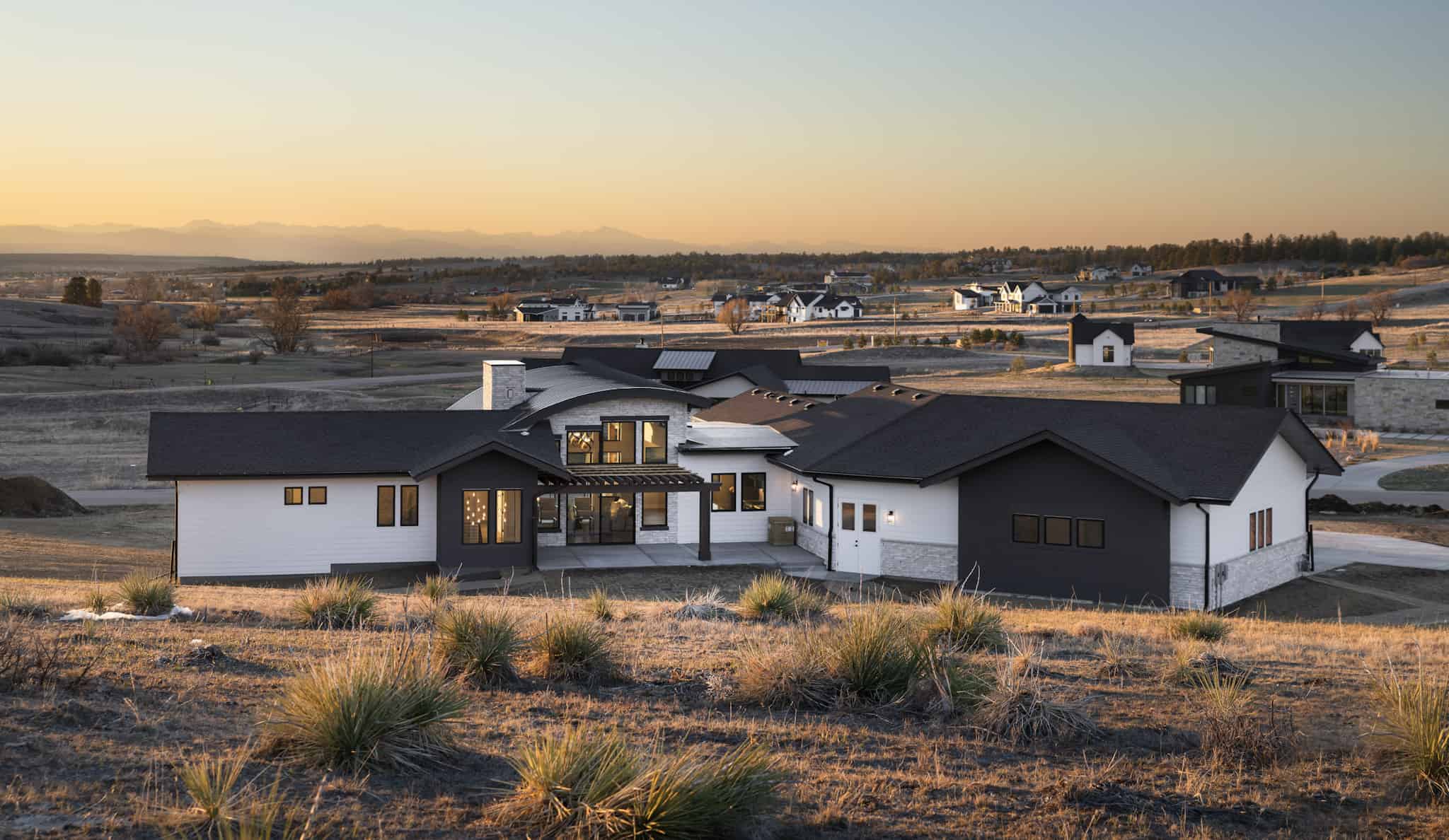 Left Side View of this 3-Bedroom,2888 Sq Ft Plan -161-1192