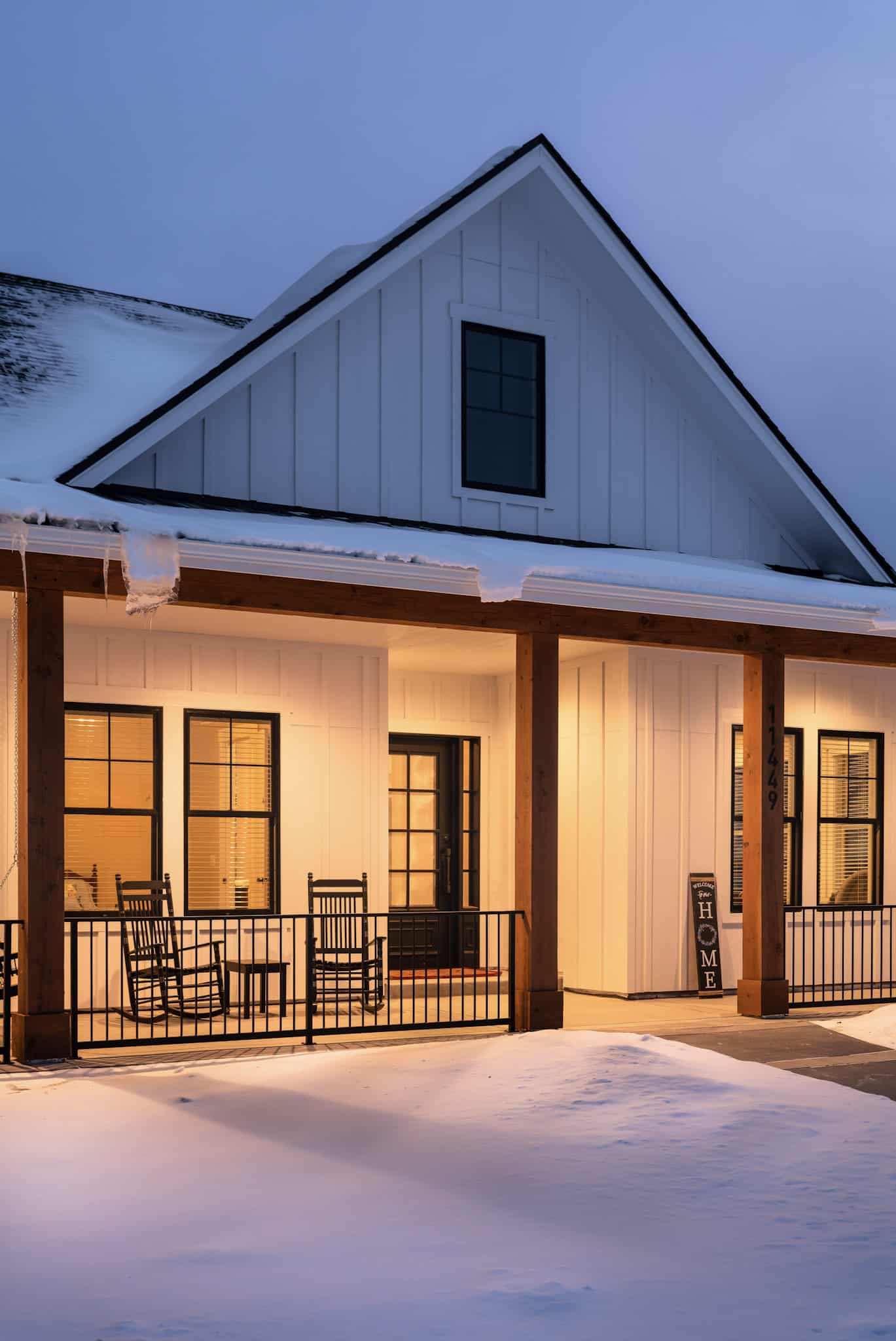 Home at Night of this 2-Bedroom,2766 Sq Ft Plan -161-1227
