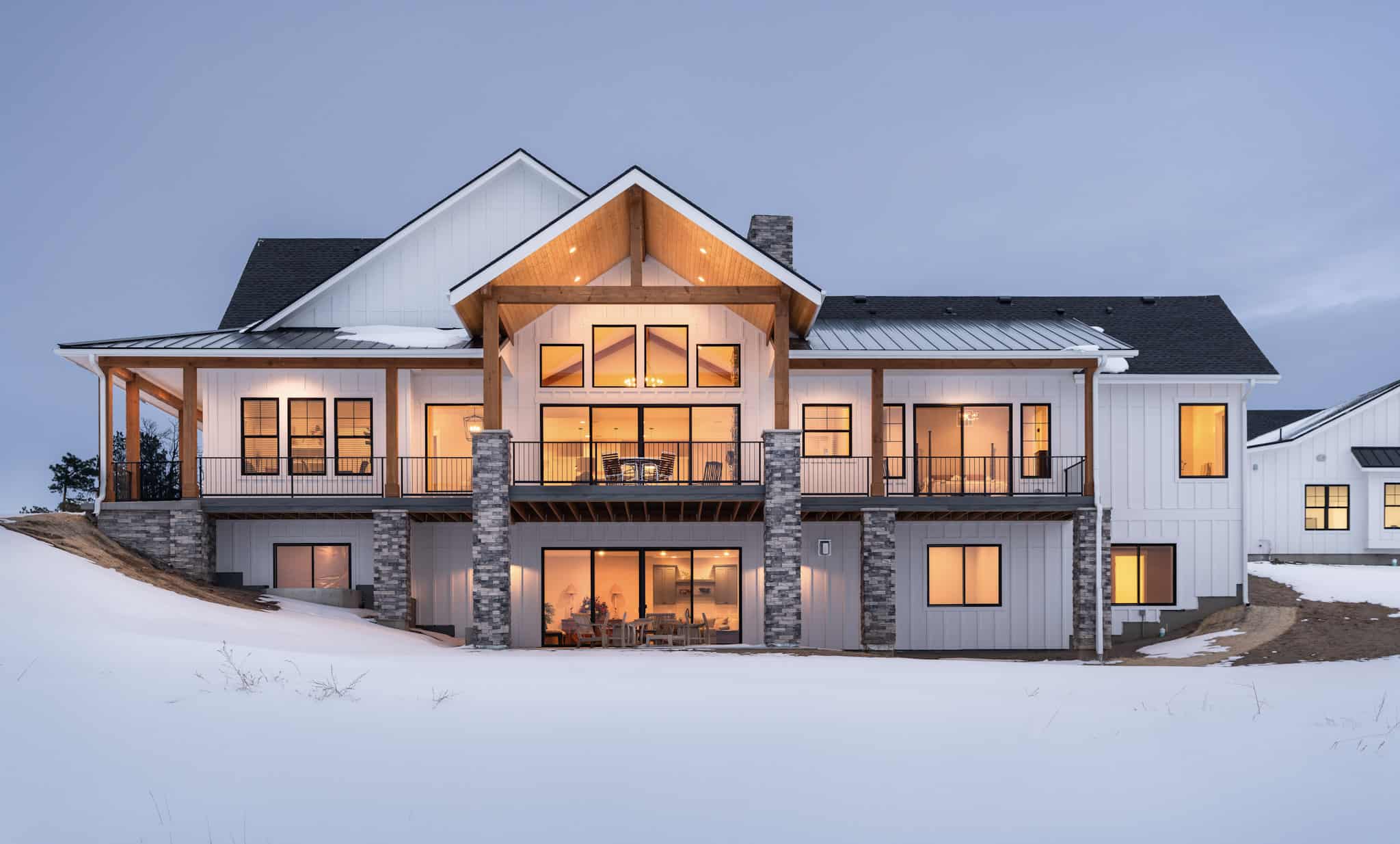 Home at Night of this 2-Bedroom,2766 Sq Ft Plan -161-1227