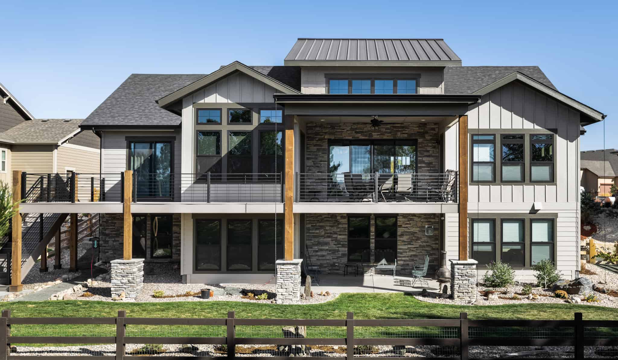 Rear View of this 2-Bedroom,2314 Sq Ft Plan -161-1233