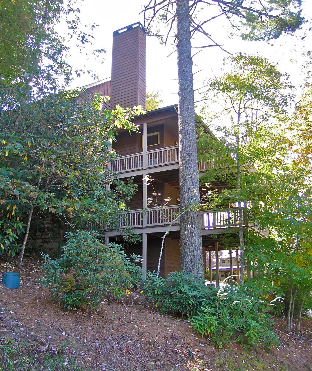 Rear View of this 3-Bedroom, 2249 Sq Ft Plan - 163-1071