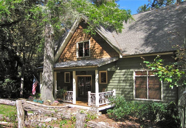 Front View of this 3-Bedroom,2630 Sq Ft Plan -163-1080