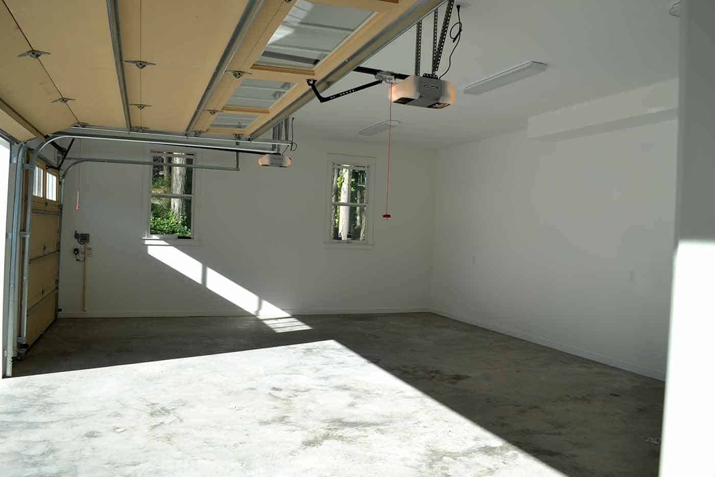 Garage of this 2-Bedroom,2339 Sq Ft Plan -163-1091