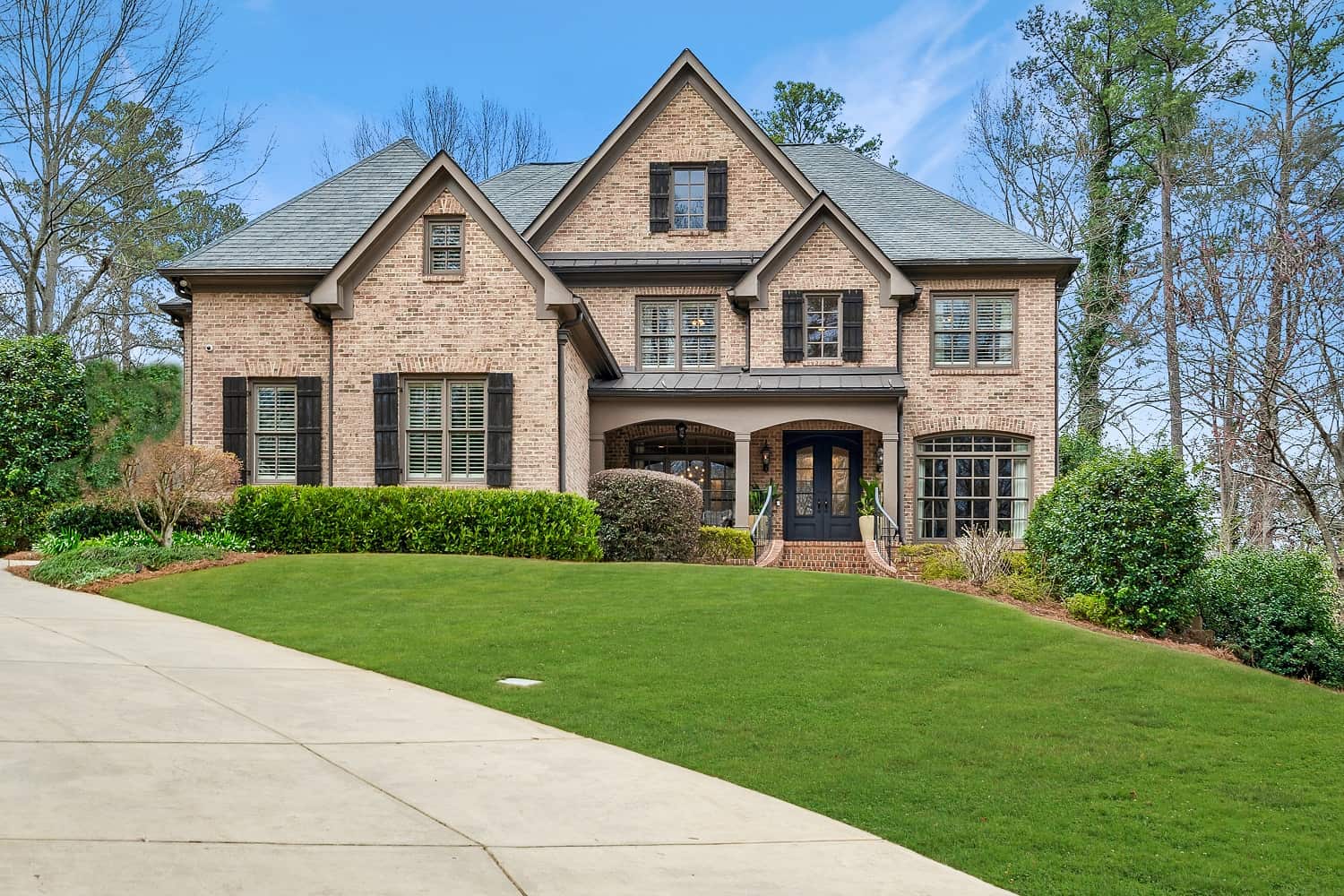 Front View of this 5-Bedroom,4350 Sq Ft Plan -163-1098