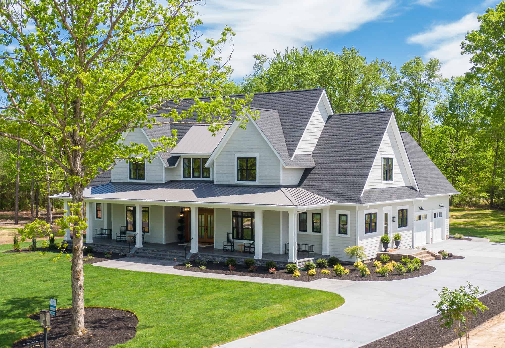 Right Side View of this 4-Bedroom,3952 Sq Ft Plan -165-1175