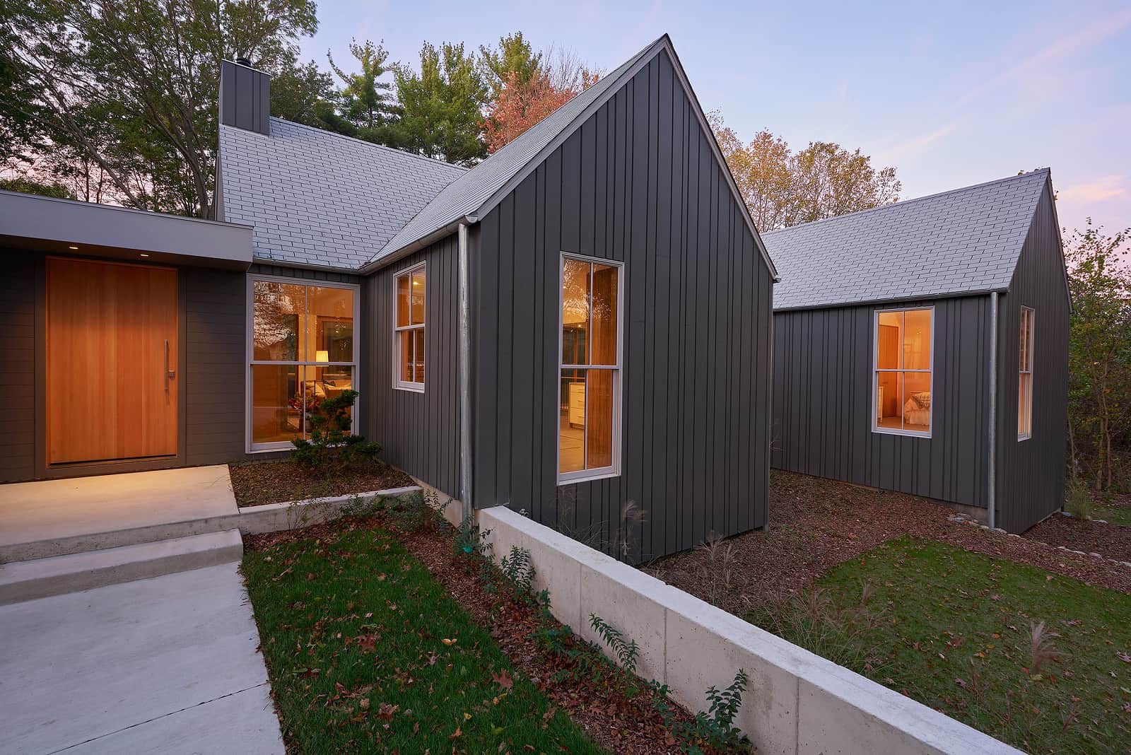 Right Side View of this 4-Bedroom,3551 Sq Ft Plan -168-1148