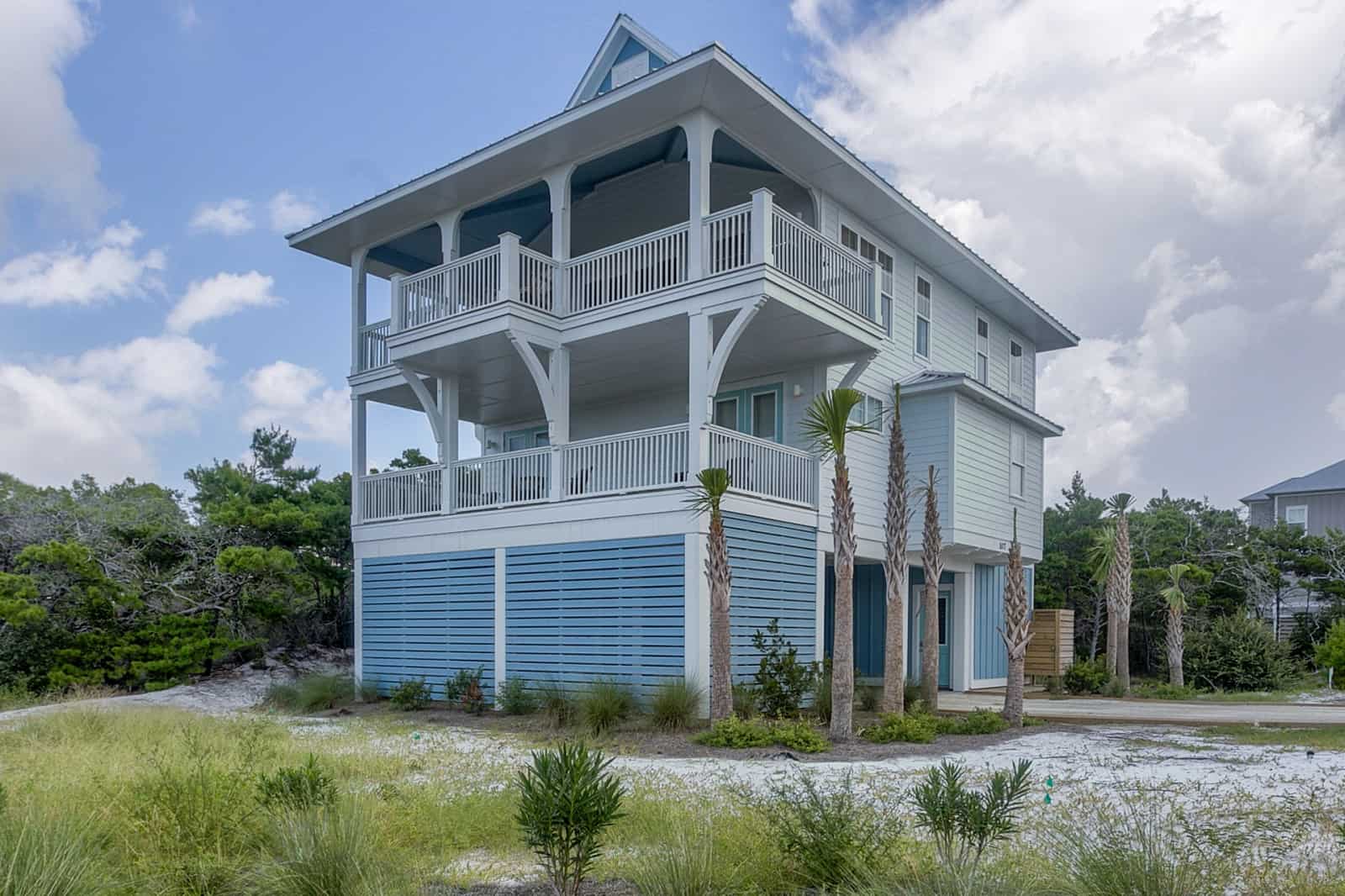 Rear View of this 4-Bedroom,2593 Sq Ft Plan -168-1165