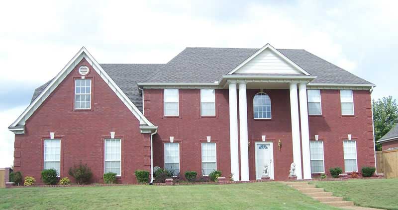 Front view of Southern home (ThePlanCollection: House Plan #170-1270)