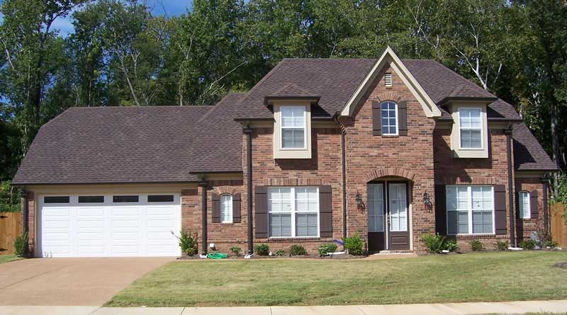 Front view of Southern home (ThePlanCollection: House Plan #170-2497)