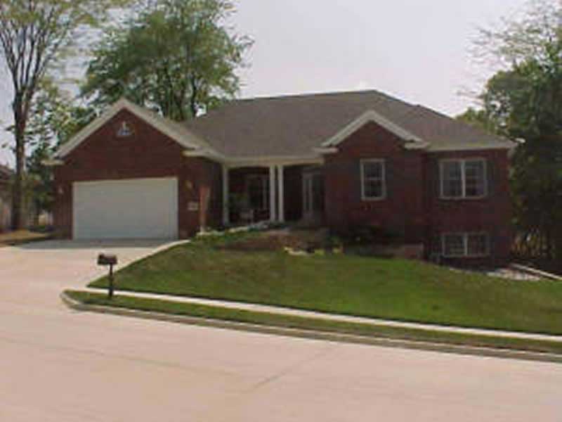 Front View of this 4-Bedroom,3602 Sq Ft Plan -172-1008