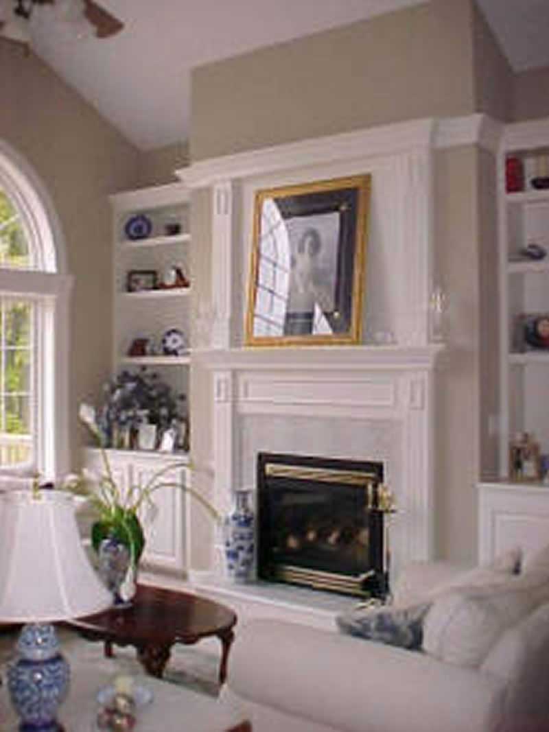 Great Room: Fireplace of this 3-Bedroom, 2144 Sq Ft Plan - 172-1039
