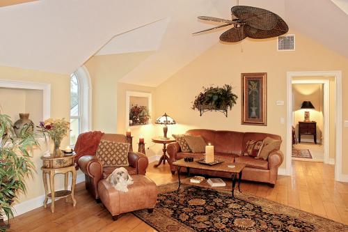 Home Interior Photograph of this 4-Bedroom,4696 Sq Ft Plan -4696