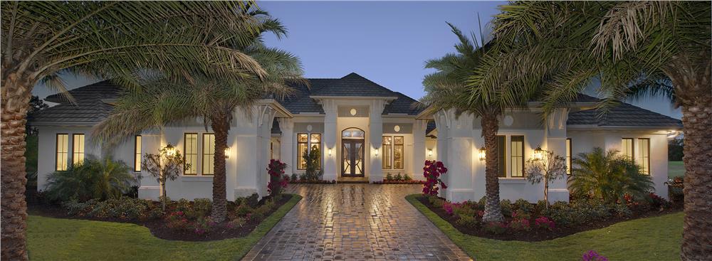 Front View of this 4-Bedroom, 4817 Sq Ft Plan - 175-1131