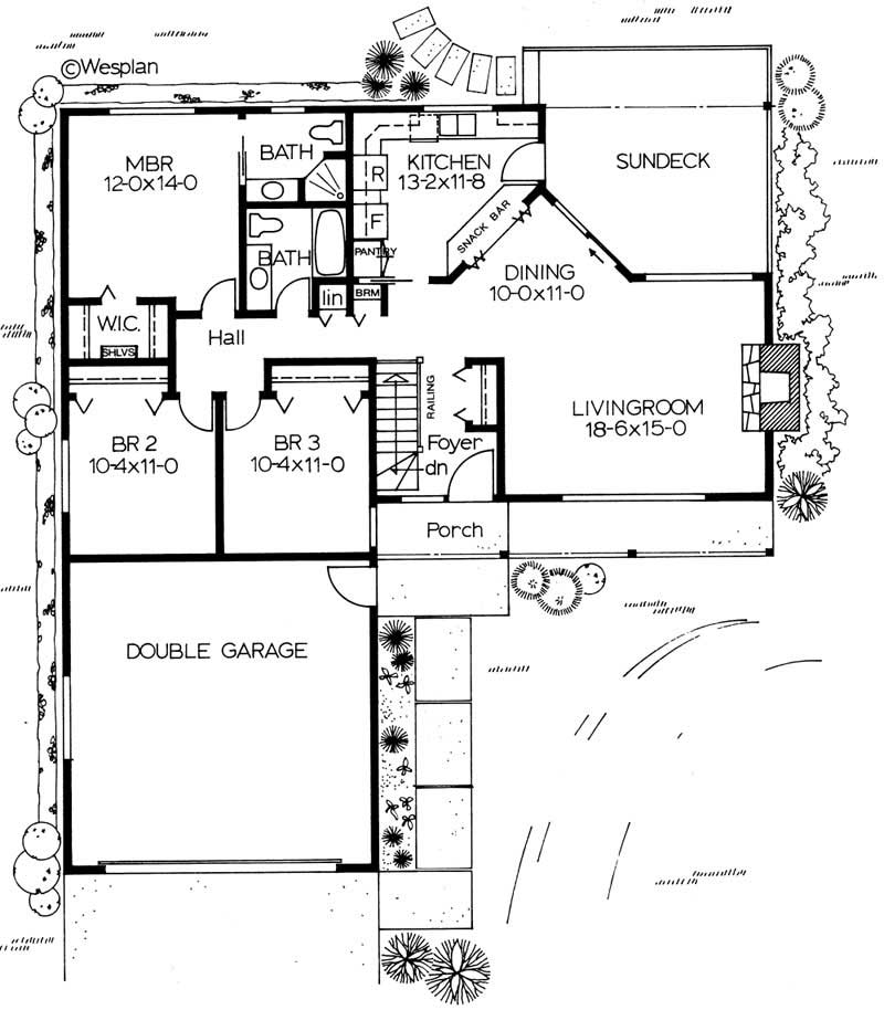 Floor Plan First Story of Colonial Plan #177-1003