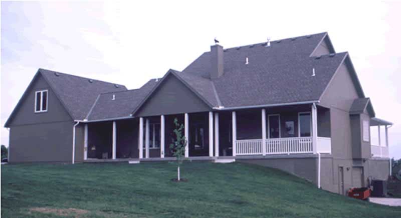 Home Plan Rear Elevation of this 4-Bedroom,2252 Sq Ft Plan -178-1096