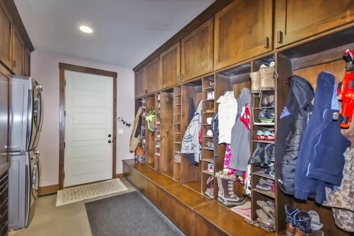 Laundry Room of this 2-Bedroom,2477 Sq Ft Plan -187-1000