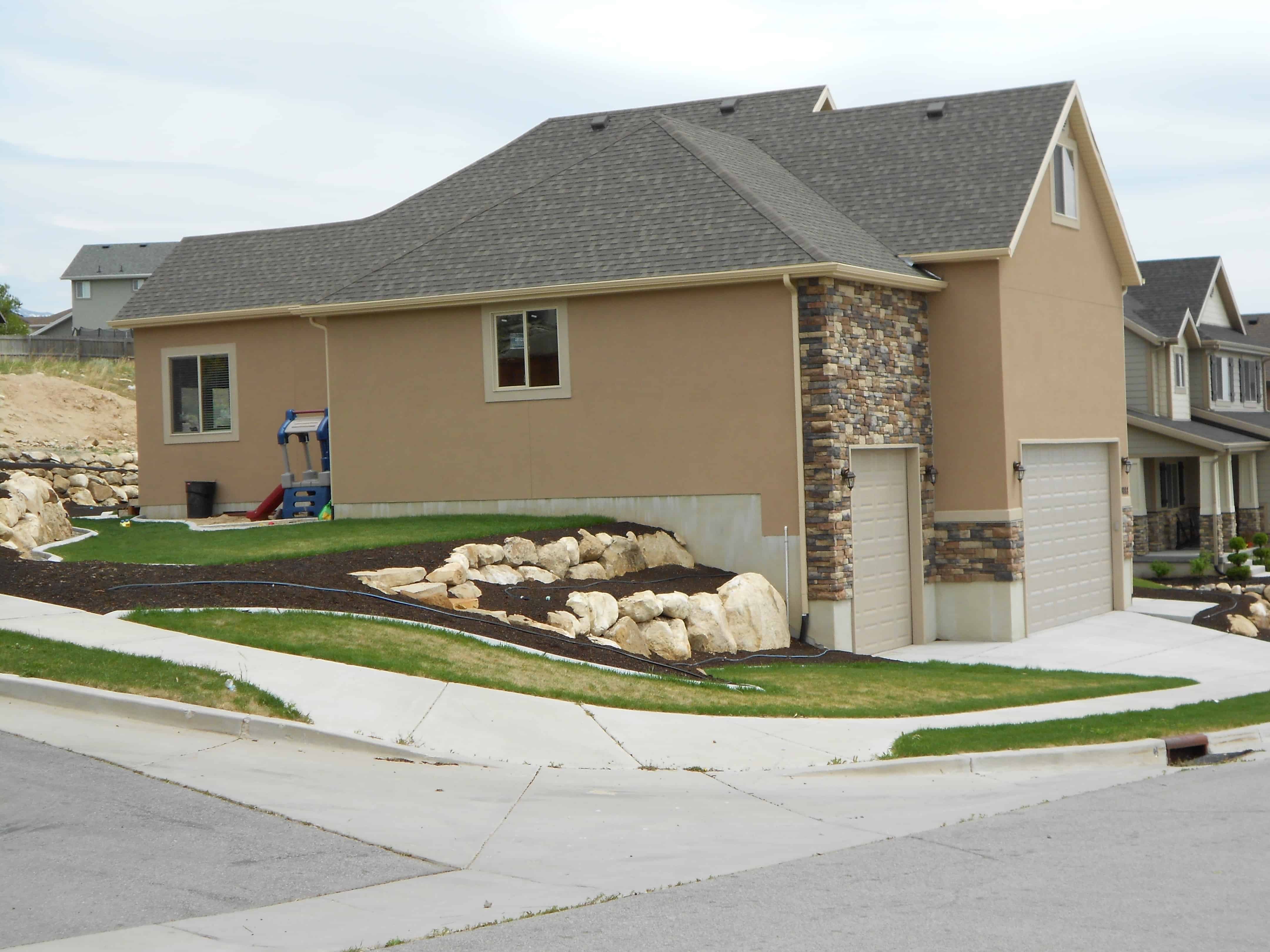 Left Side View of this 5-Bedroom,2053 Sq Ft Plan -187-1002