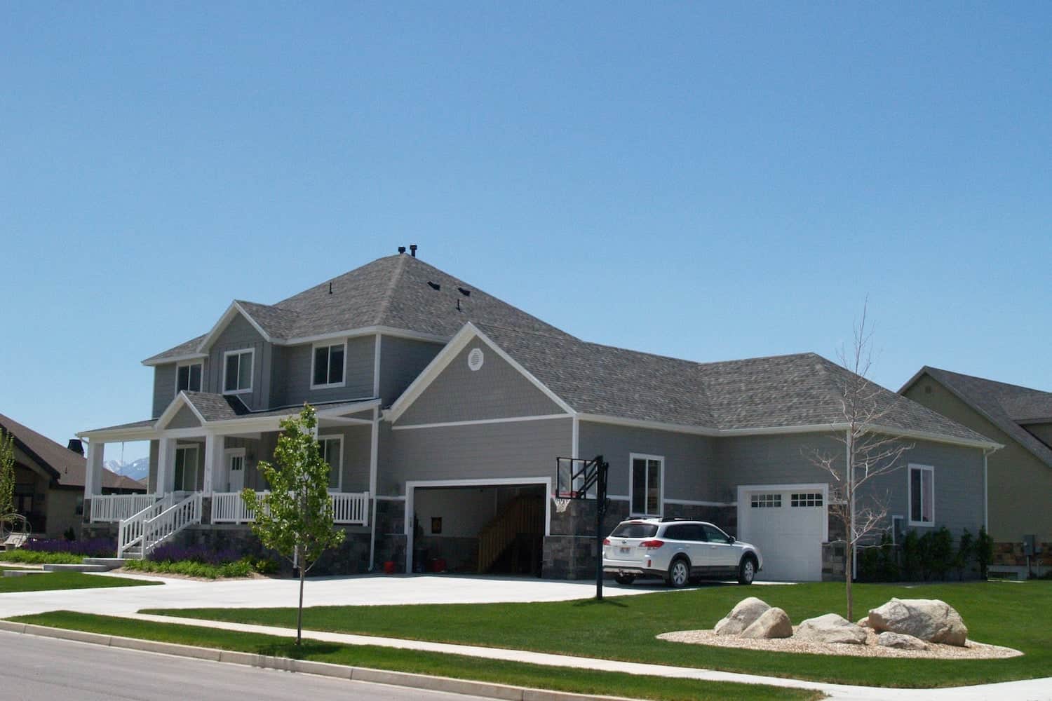 Right Side View of this 5-Bedroom,3016 Sq Ft Plan -187-1007