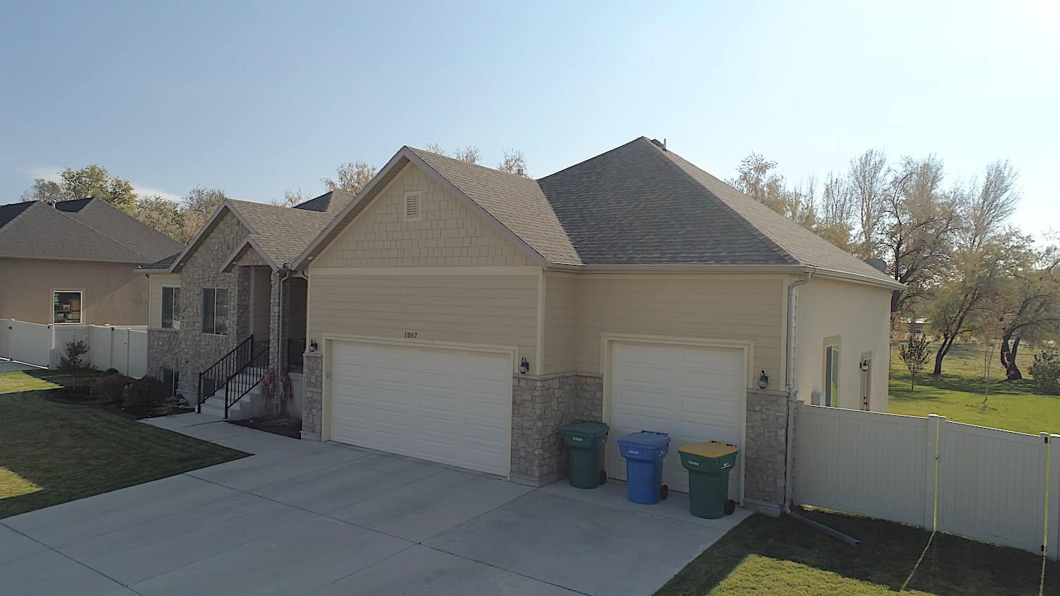 Garage of this 3-Bedroom,1555 Sq Ft Plan -187-1048