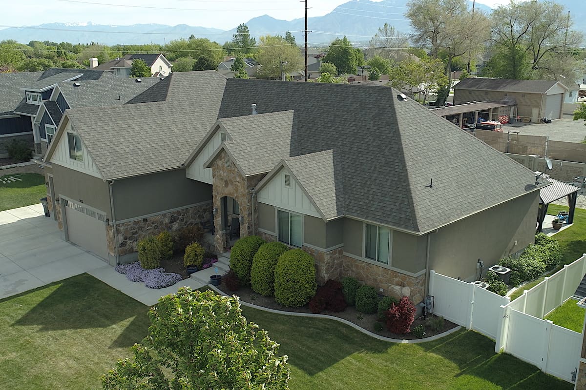 Right Side View of this 7-Bedroom,2400 Sq Ft Plan -187-1124