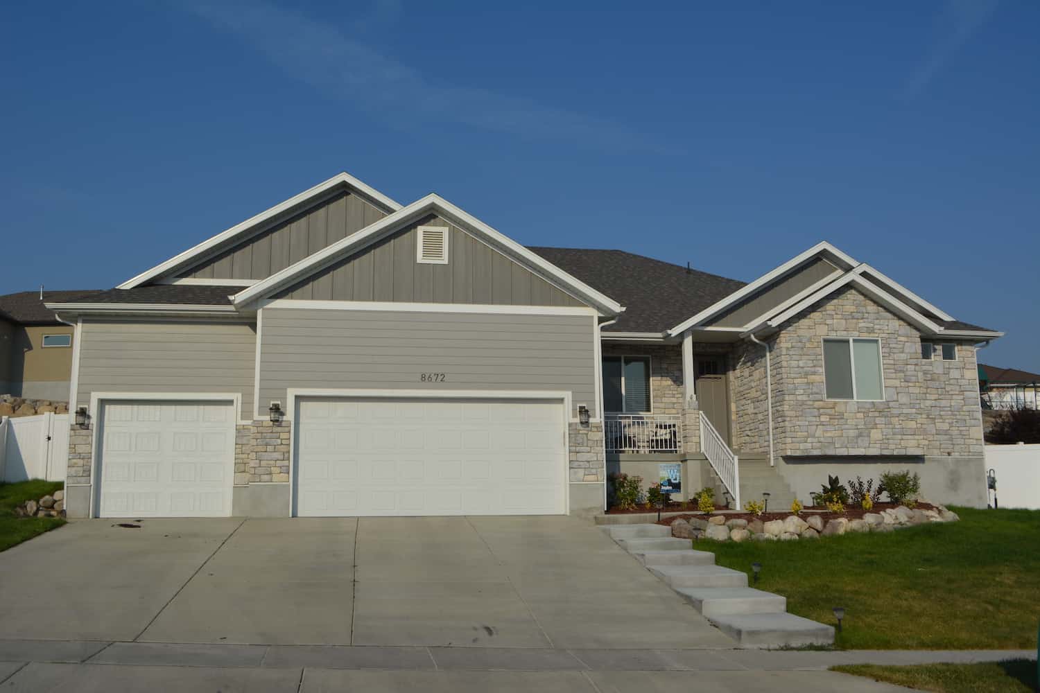 Front View of this 3-Bedroom,2050 Sq Ft Plan -187-1141