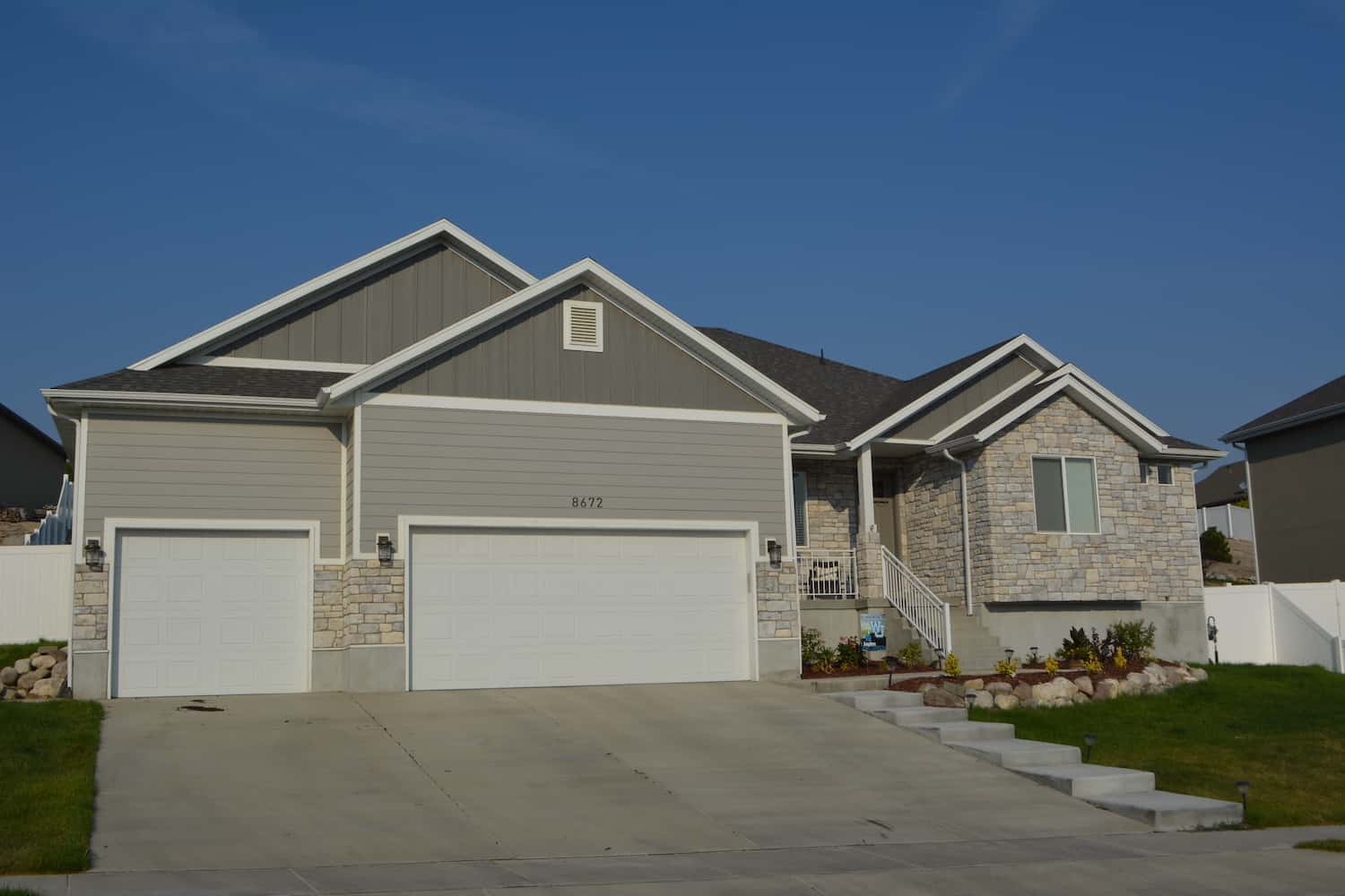Left Side View of this 3-Bedroom,2050 Sq Ft Plan -187-1141