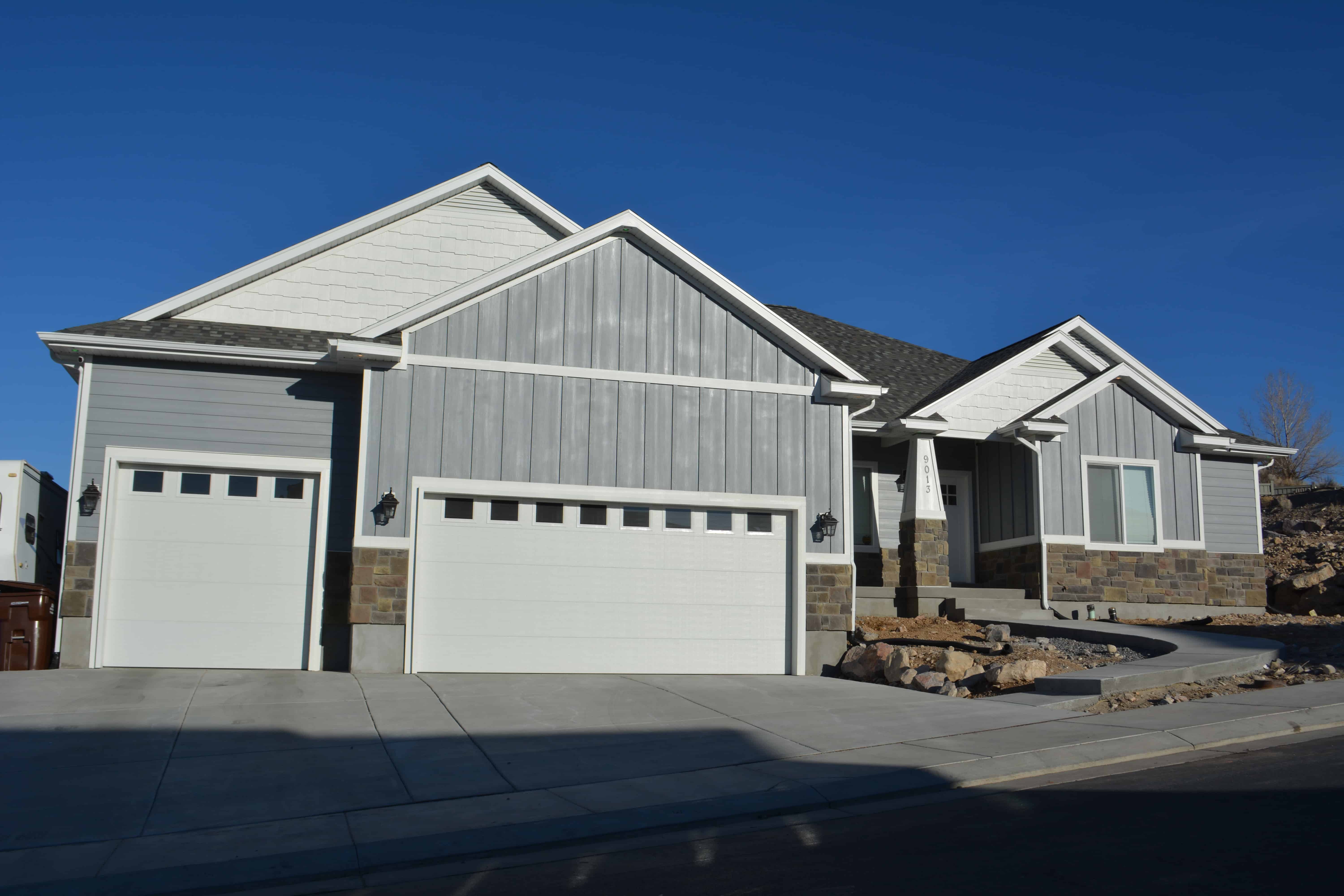 Garage of this 5-Bedroom,2254 Sq Ft Plan -2254