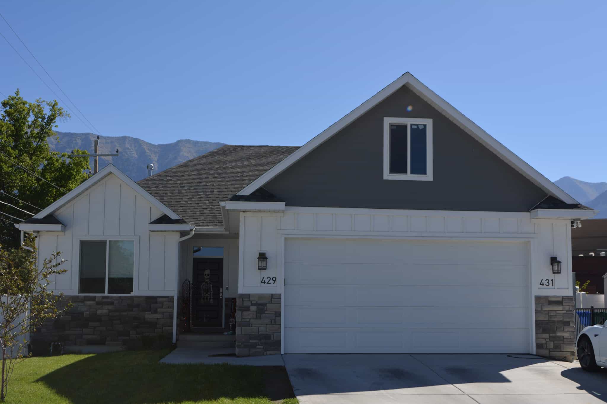 Front View of this 3-Bedroom,1635 Sq Ft Plan -187-1149