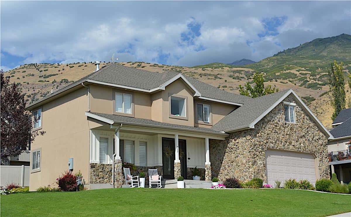 Left Side View of this 3-Bedroom,2026 Sq Ft Plan -187-1156