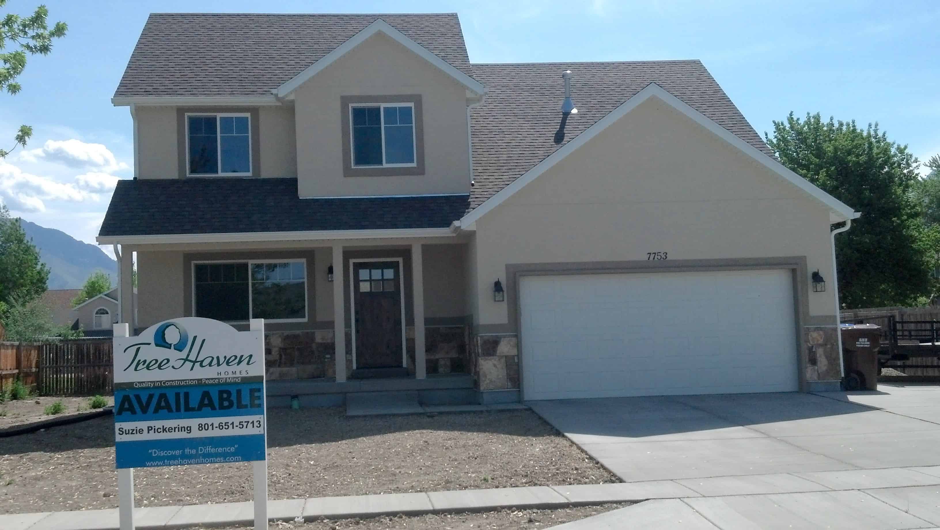 Front View of this 3-Bedroom,1621 Sq Ft Plan -1621