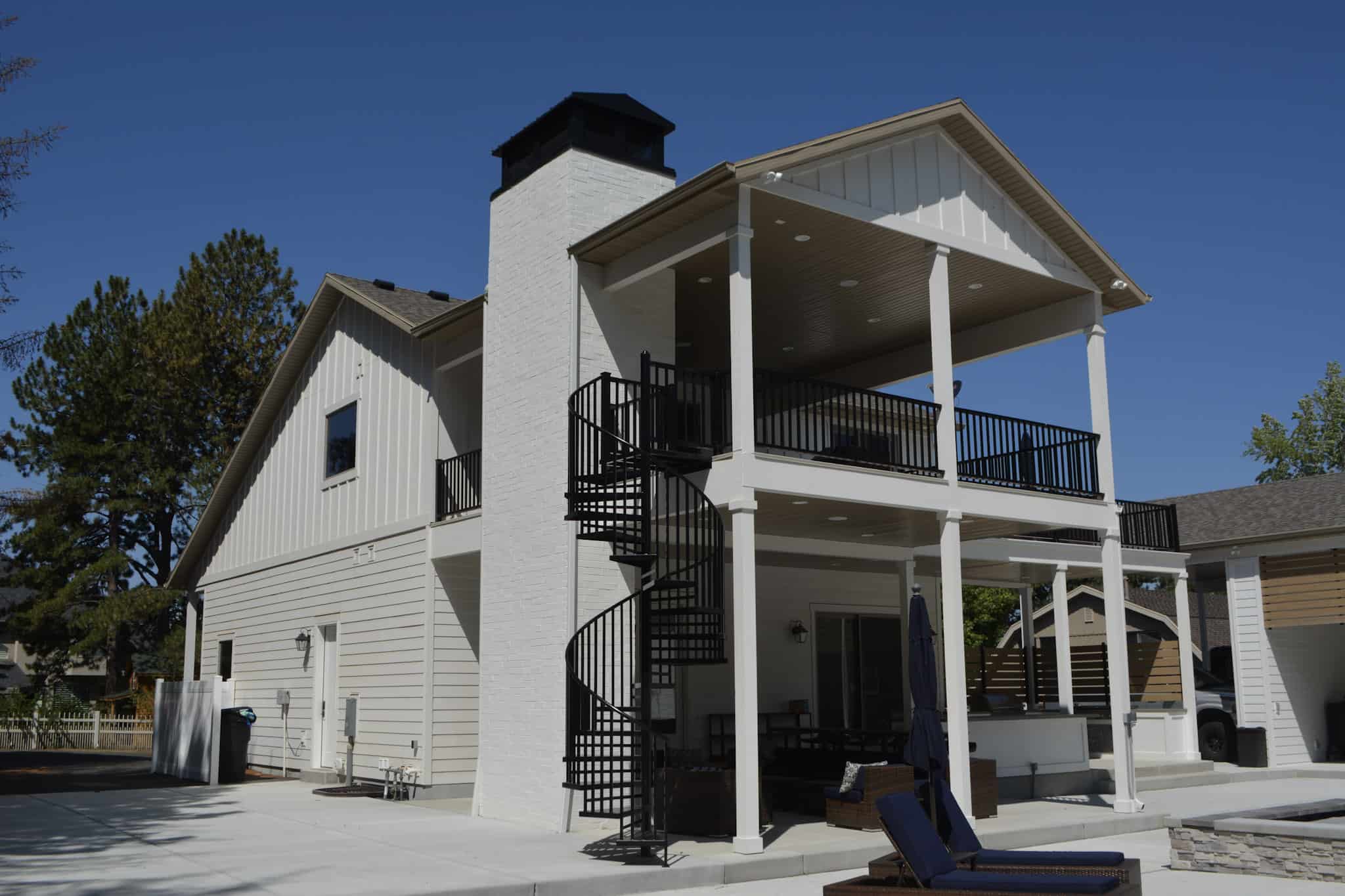 Rear View of this 1-Bedroom,1 Sq Ft Plan -187-1186