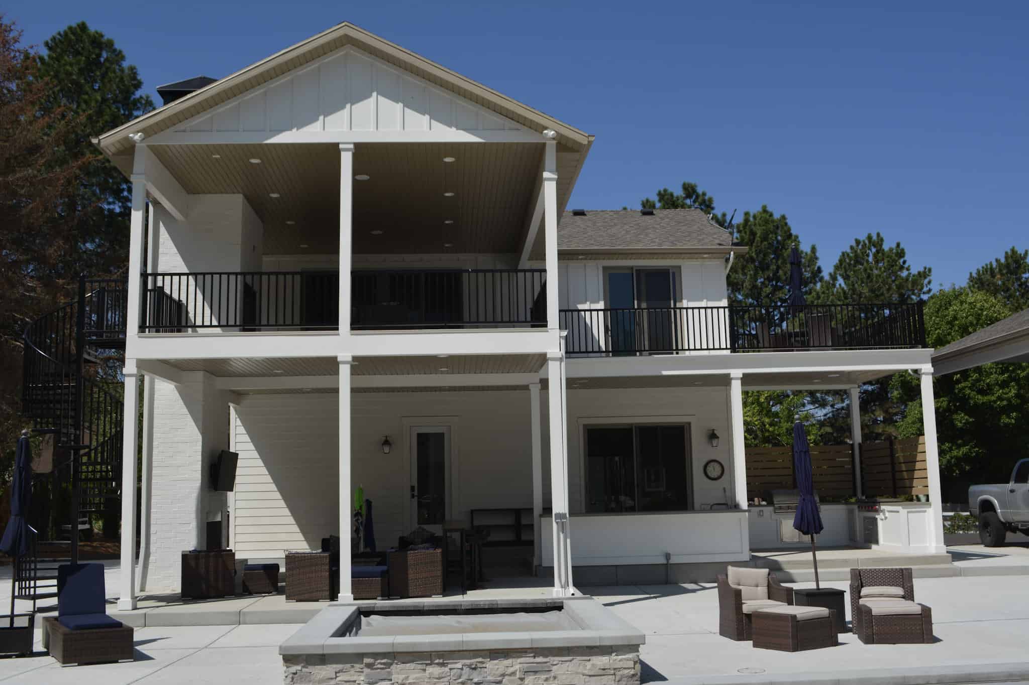Rear View of this 1-Bedroom,1 Sq Ft Plan -187-1186