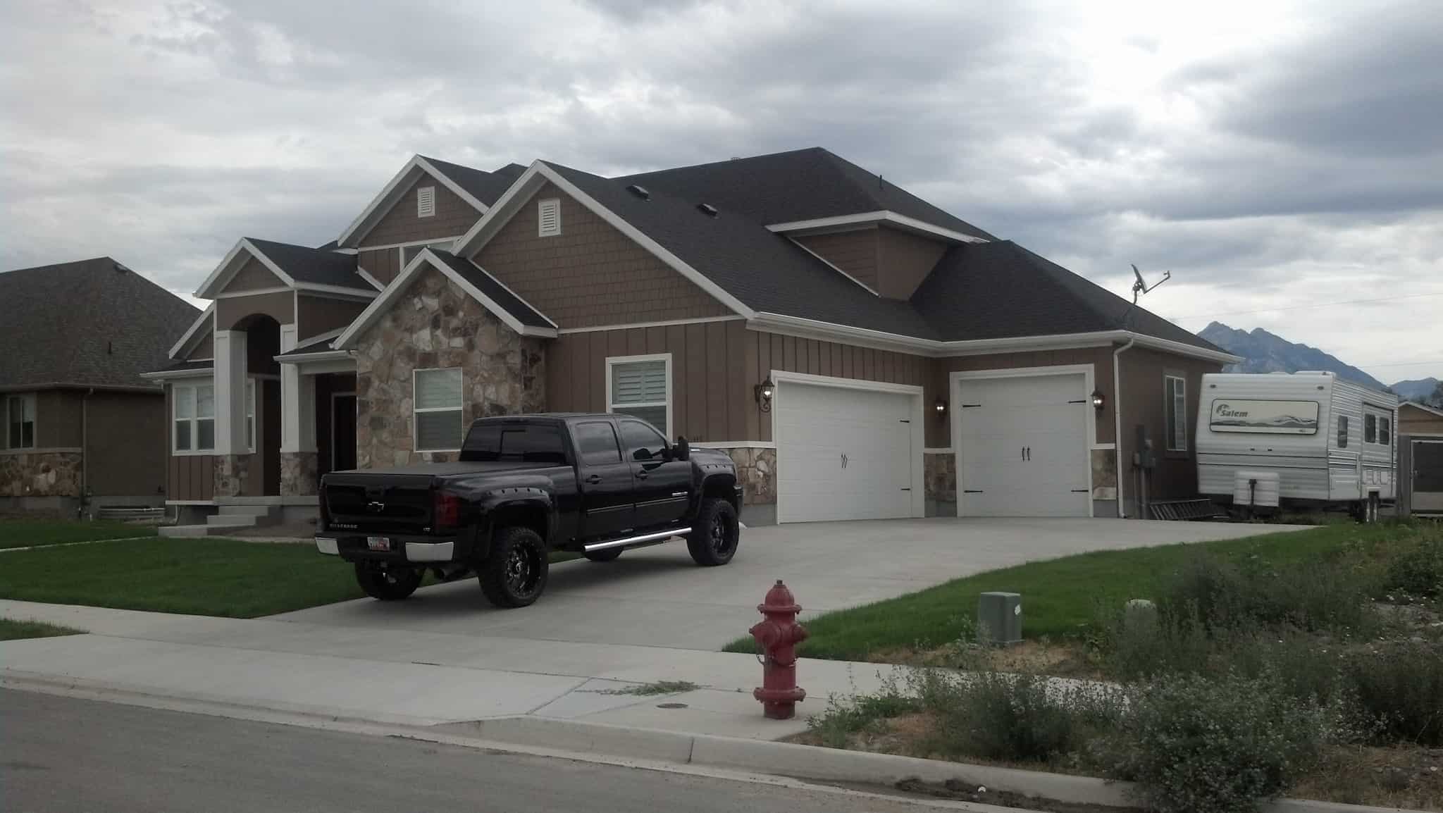 Right Side View of this 4-Bedroom,2504 Sq Ft Plan -187-1211