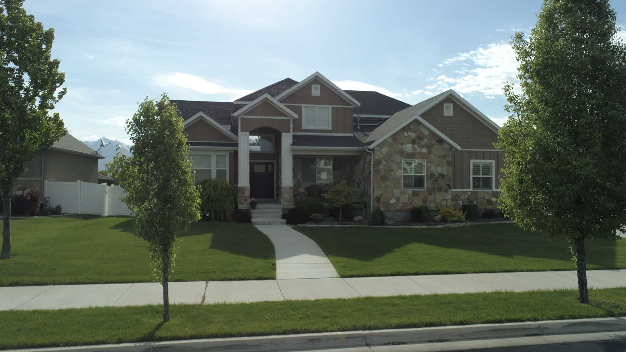 Front View of this 4-Bedroom,2504 Sq Ft Plan -187-1211