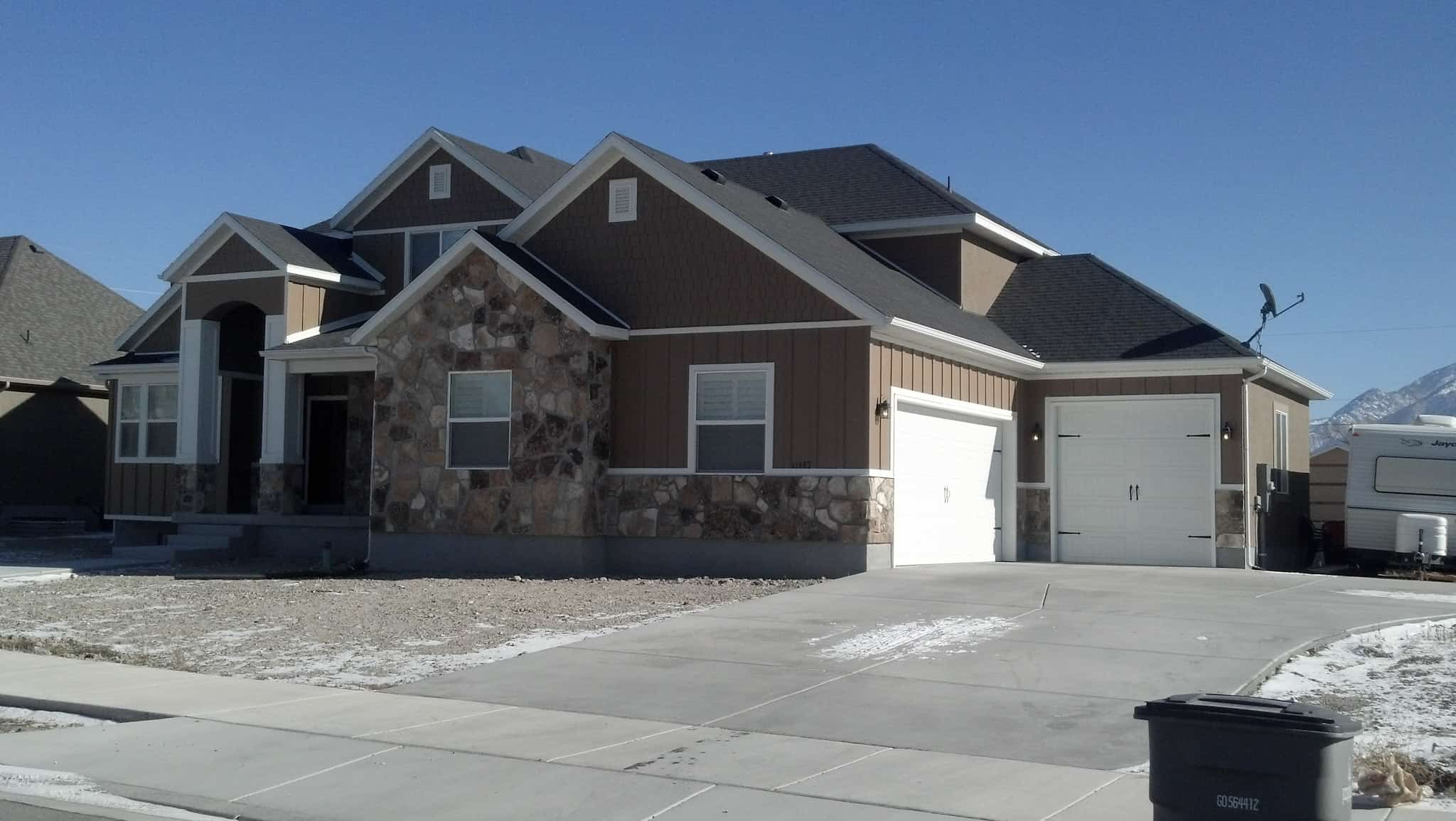 Right Side View of this 4-Bedroom,2504 Sq Ft Plan -187-1211