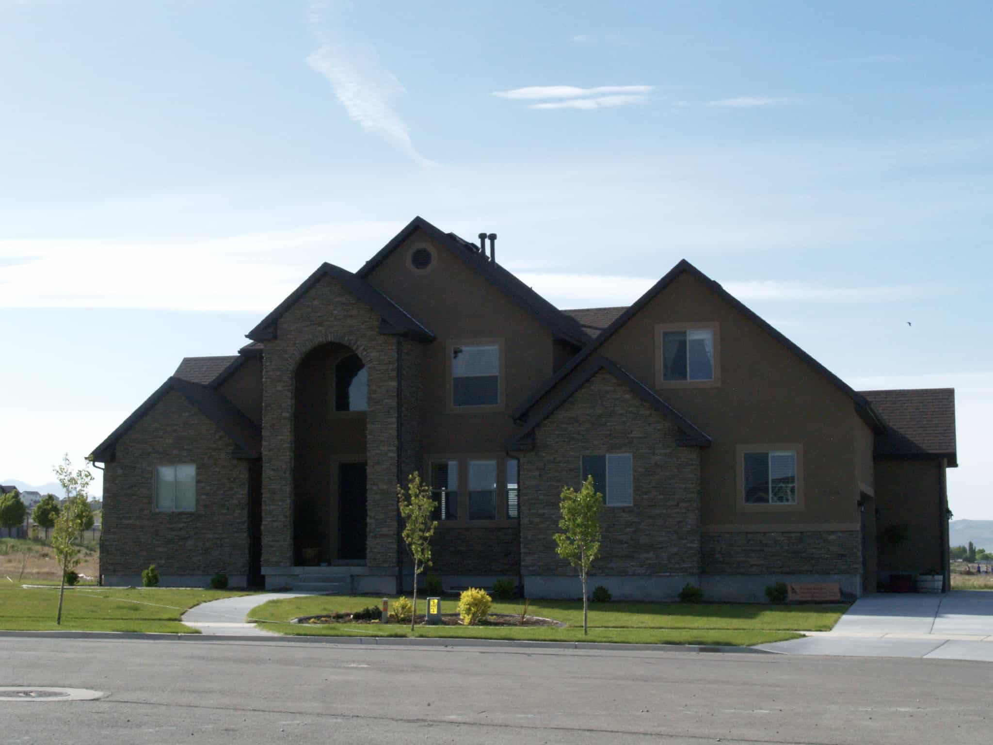 Front View of this 3-Bedroom,2575 Sq Ft Plan -187-1212