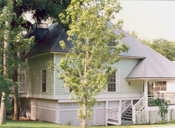 Rear View of this 3-Bedroom,1679 Sq Ft Plan -1679