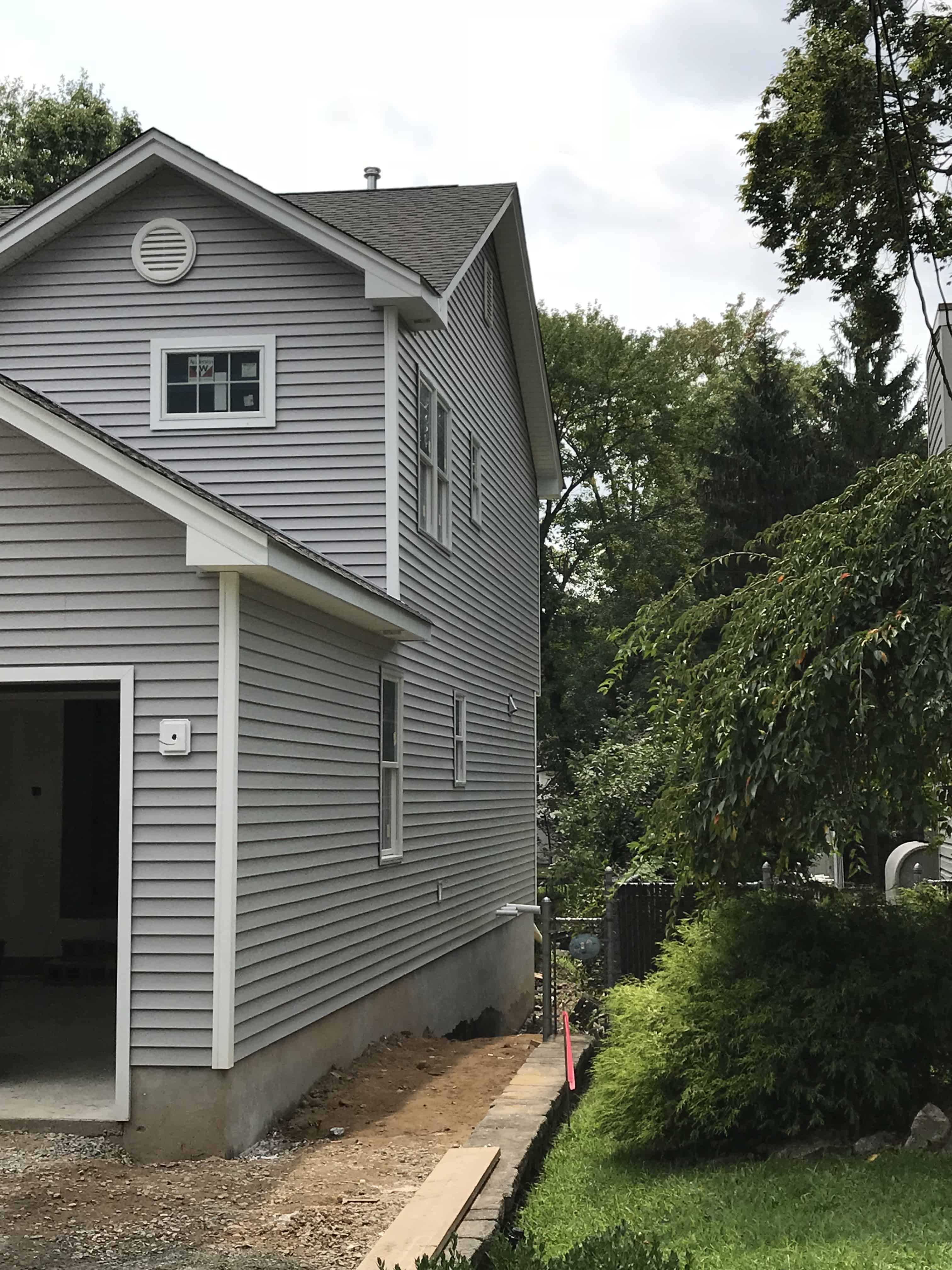 Right Side View of this 4-Bedroom,2341 Sq Ft Plan -191-1031