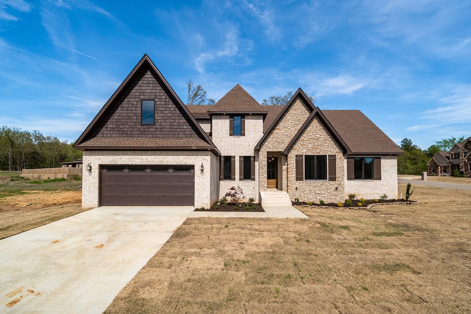 Front View of this 4-Bedroom,2503 Sq Ft Plan -193-1122
