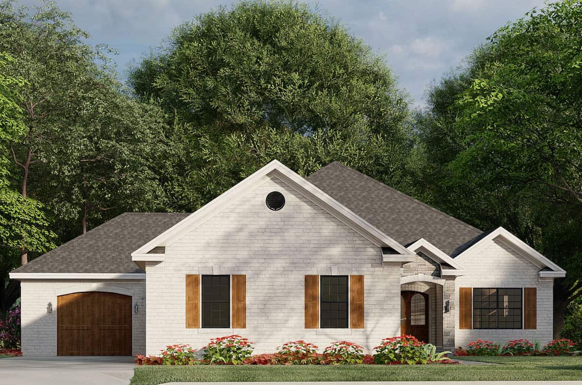 Ranch home (ThePlanCollection: Plan #193-1183)