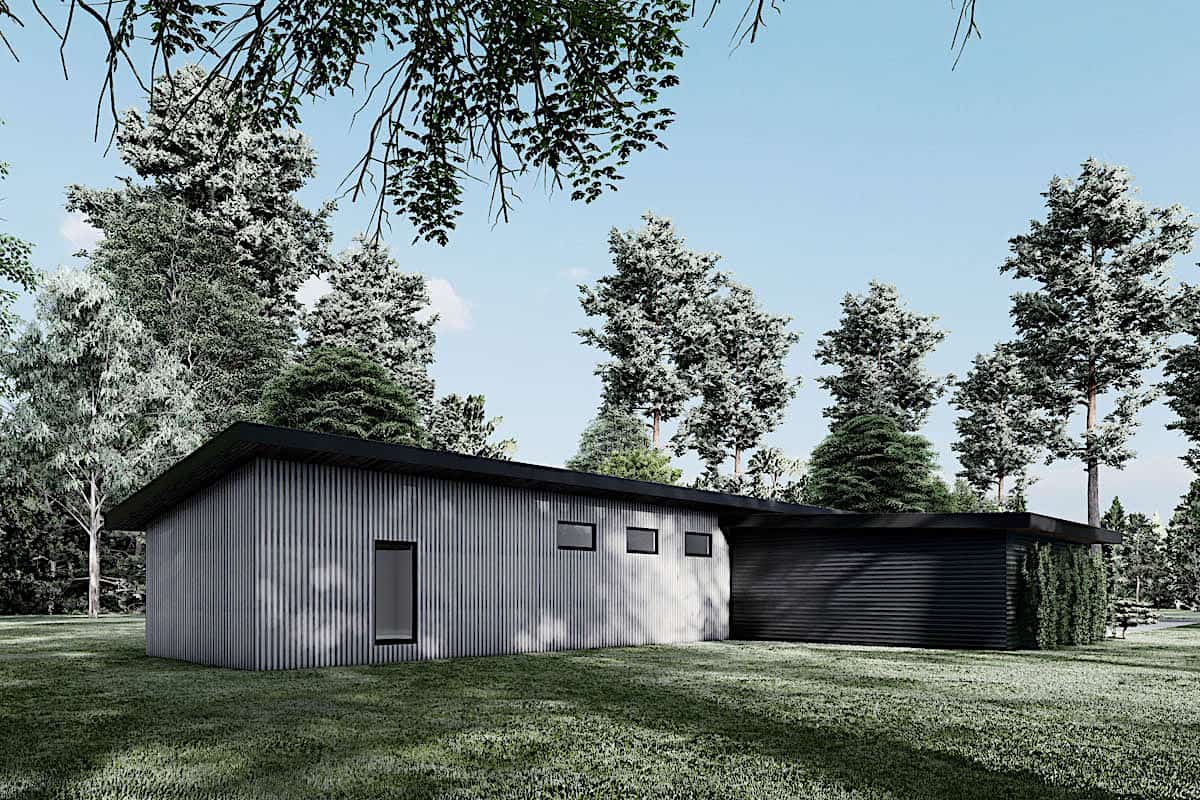 Rear View of this 3-Bedroom, 1365 Sq Ft Plan - 193-1206