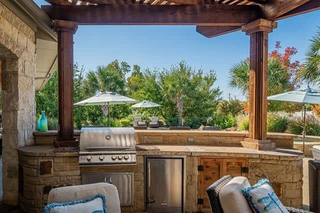 Grilling Porch of this 5-Bedroom,5765 Sq Ft Plan -195-1125