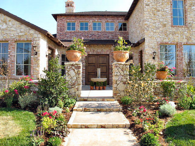 Landscaping: Garden of this 4-Bedroom,3858 Sq Ft Plan -3858