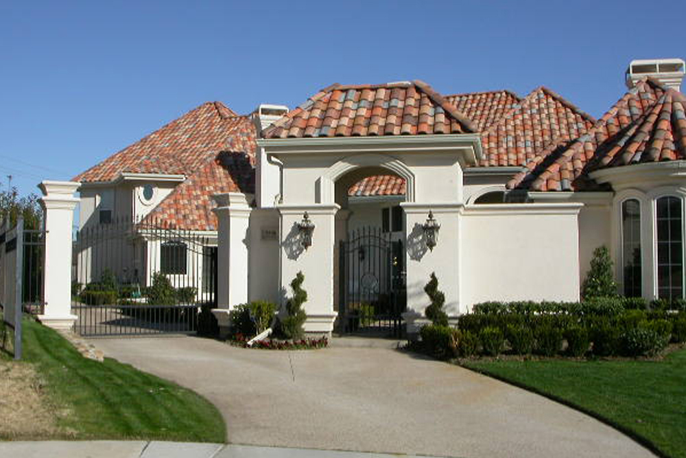 Front elevation of Mediterranean home (ThePlanCollection: House Plan #195-1181)