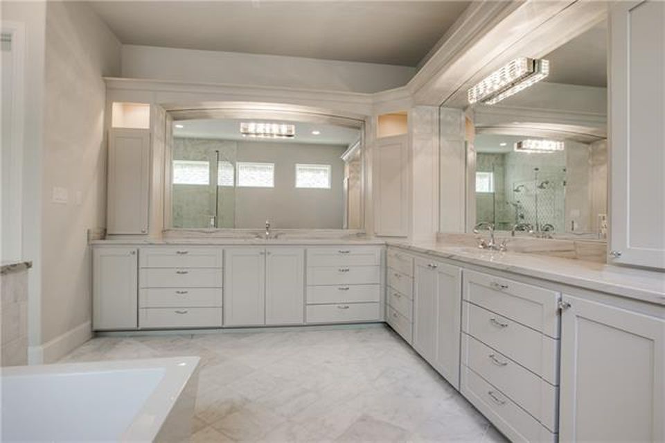 Bathroom of this 4-Bedroom,4681 Sq Ft Plan -4681