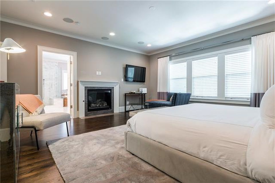 Home Interior Photograph of this 4-Bedroom,3245 Sq Ft Plan -3245